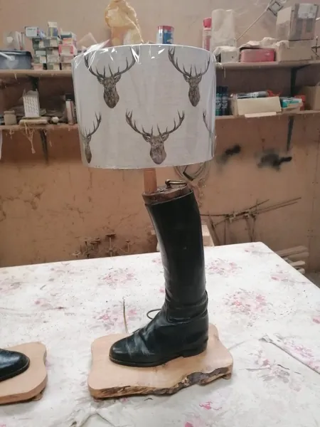 Handmade antler table lamp with country-style shade — David Thorne, photograph 46